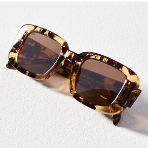 Tortoise Shell Square Sunglasses